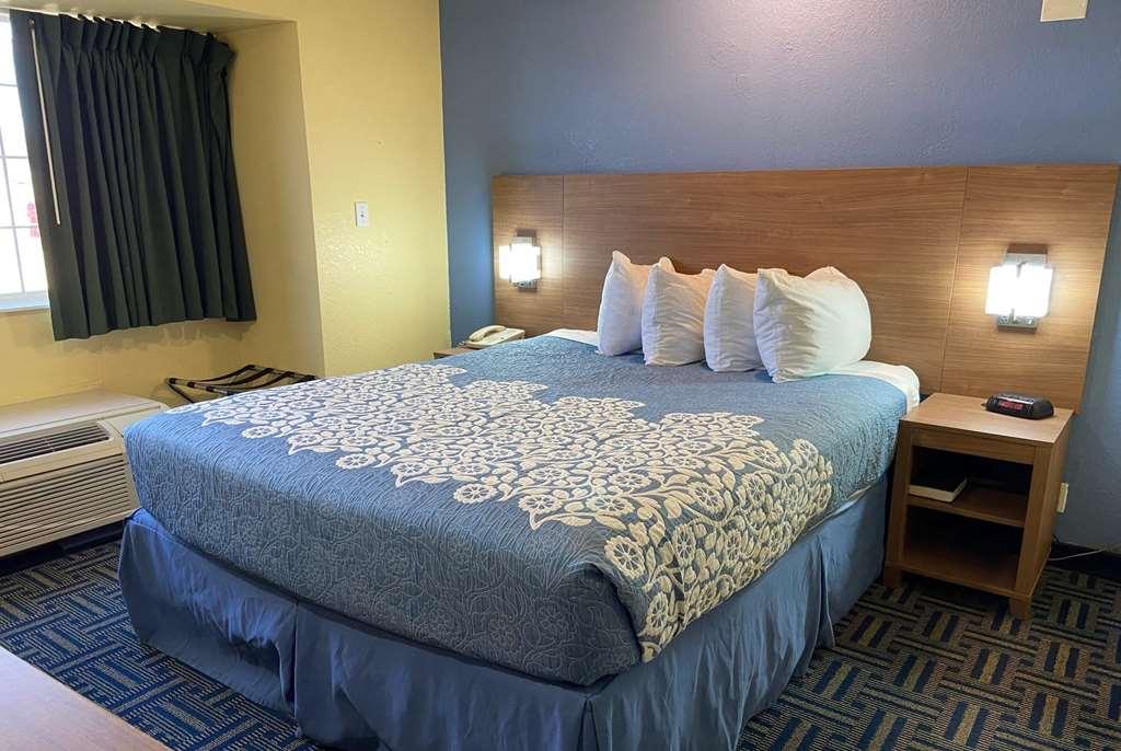 Days Inn Pryor Creek Habitación foto